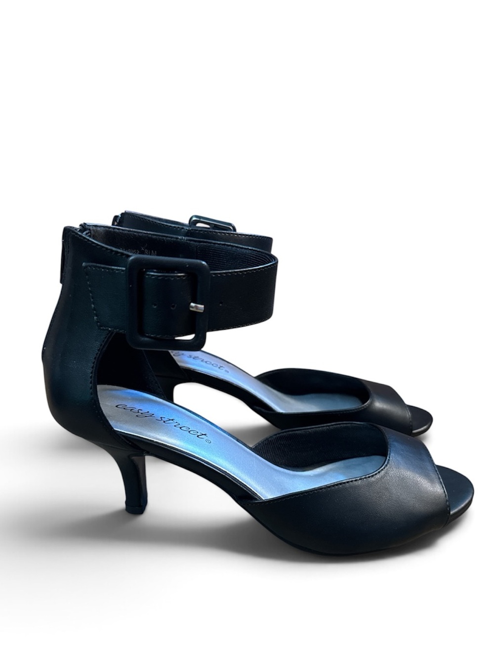 EASY STREET BLACK Kitten heel SANDALS HEELS 8.5